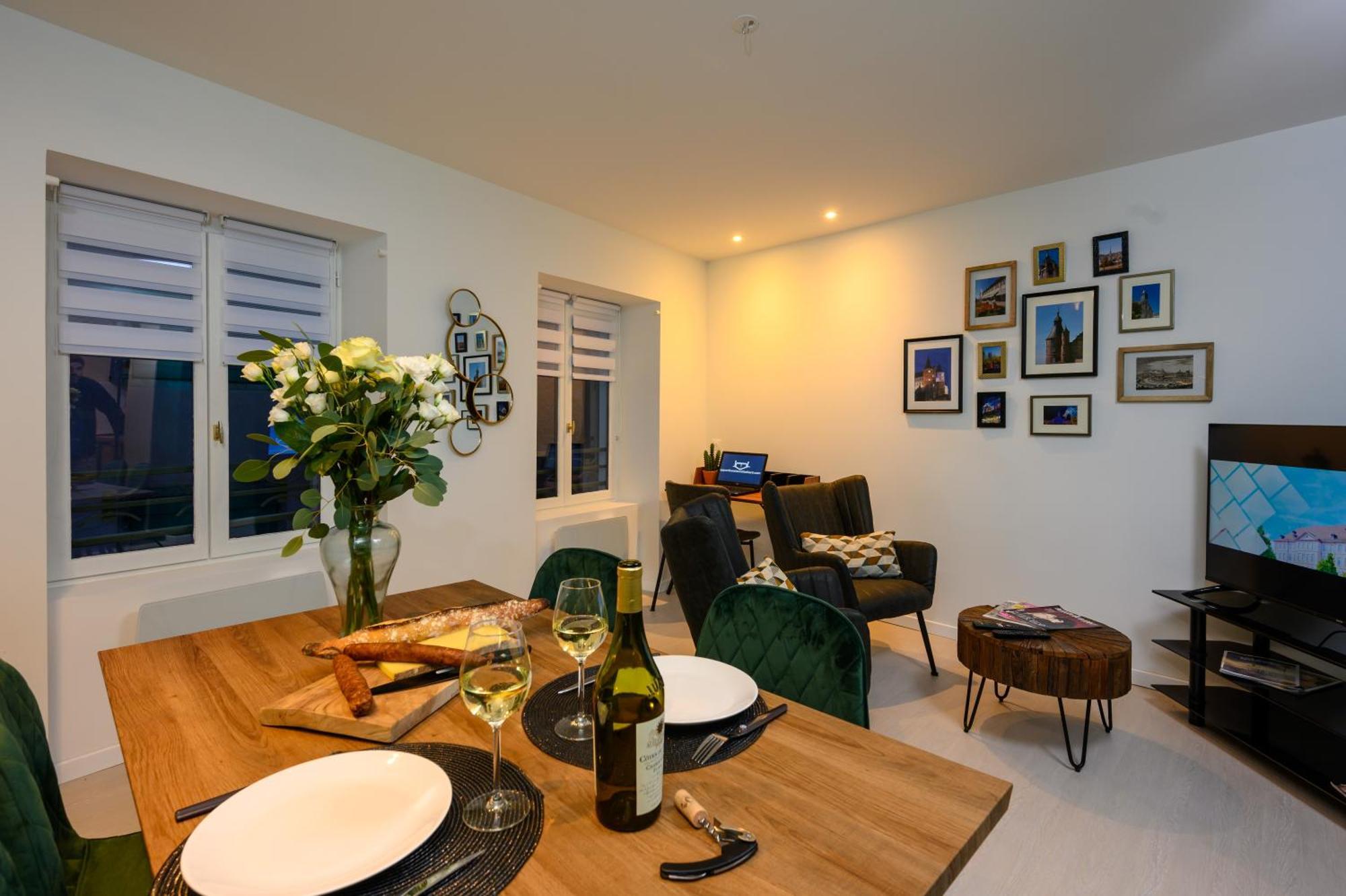 Cozy F2 40M2 Appartement Climatise Chateau Монбельяр Экстерьер фото
